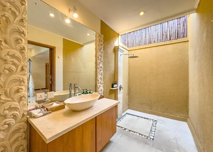 Vara Managed By Bugis