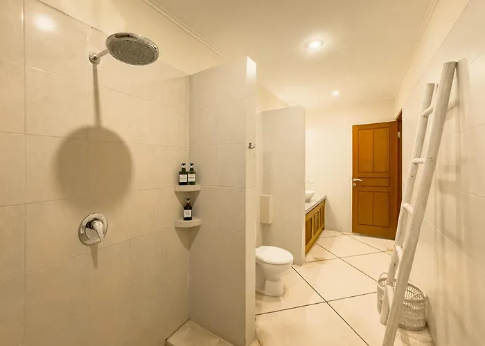 Vara Managed By Bugis Villa