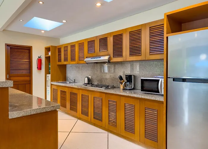 Vara Managed By Bugis Villa Seminyak (Bali)